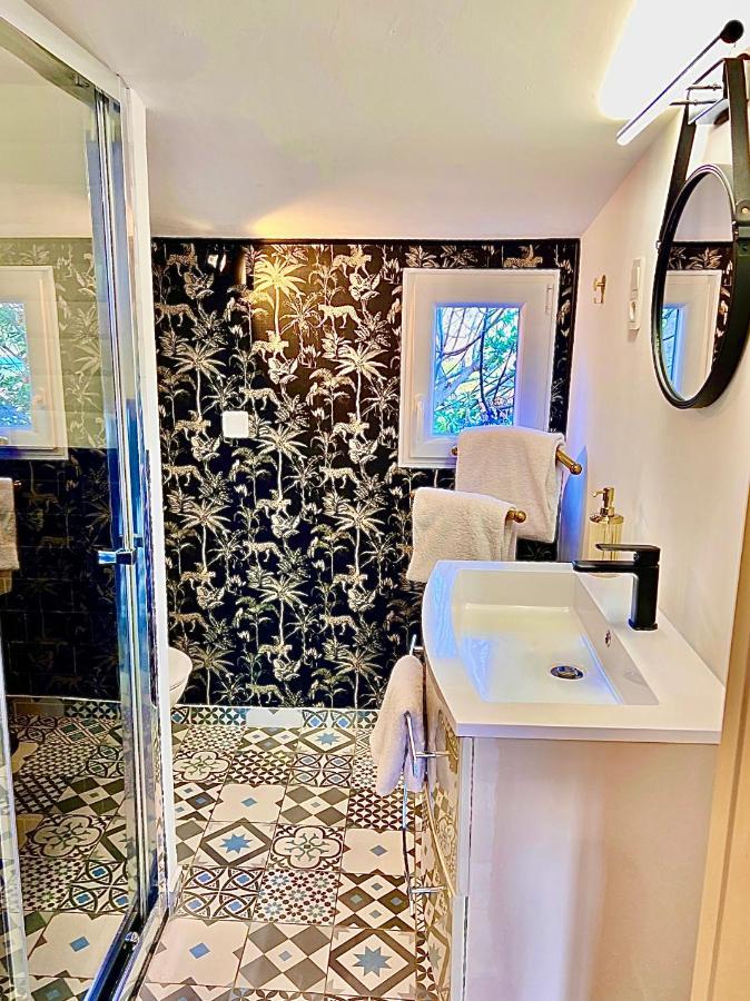 Astoria Villa Maison D Hotes Appartement Vue Mer Avec Piscine كاسيس المظهر الخارجي الصورة