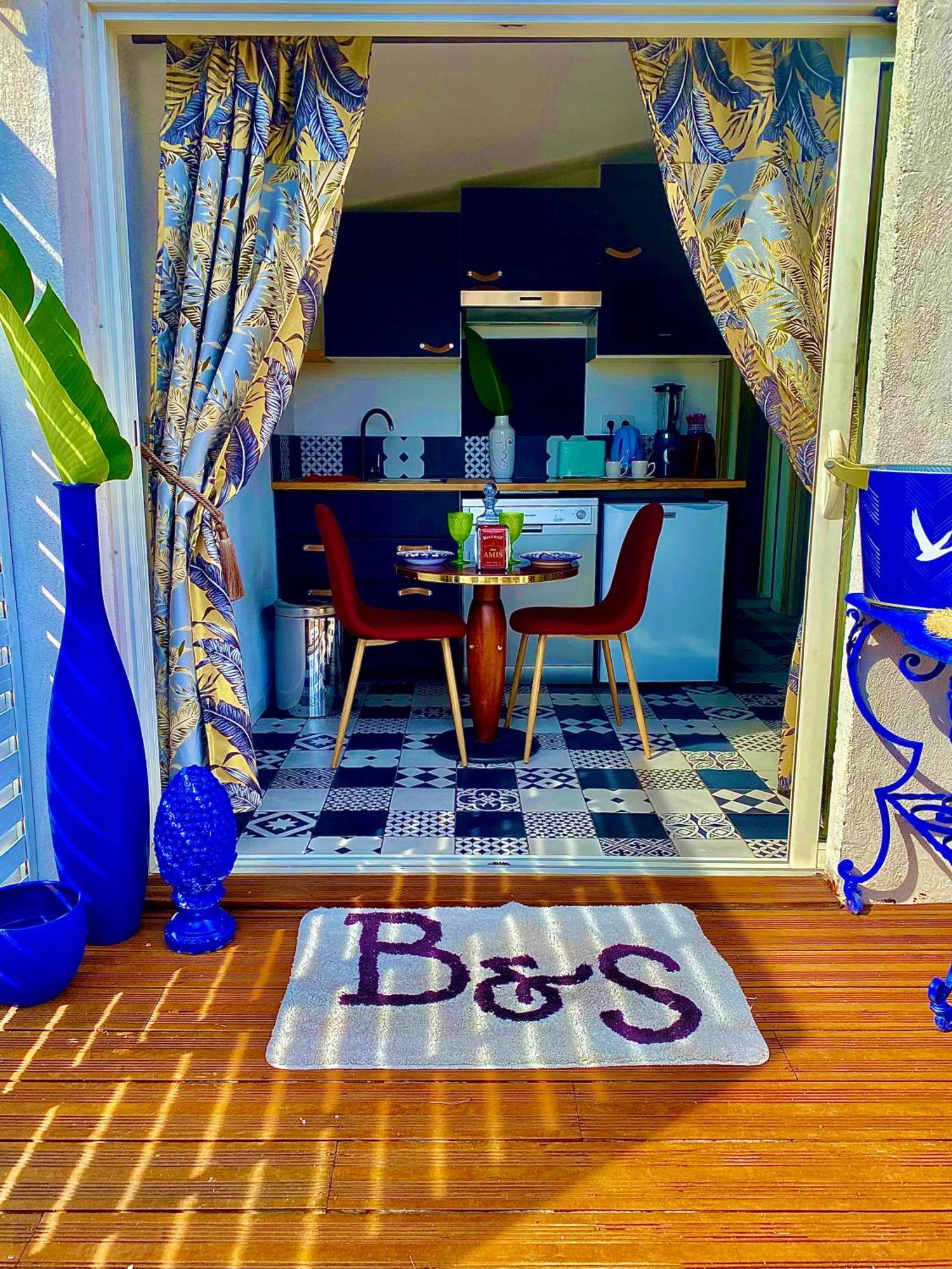 Astoria Villa Maison D Hotes Appartement Vue Mer Avec Piscine كاسيس الغرفة الصورة